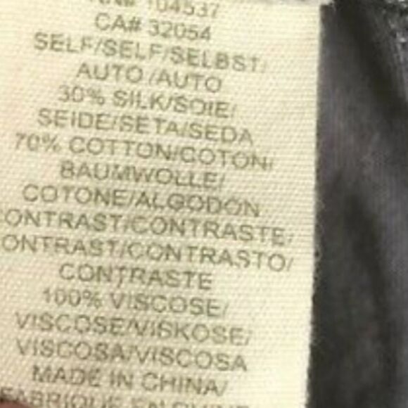 Tiny Woman's Embroidered Top - Picture 14 of 14